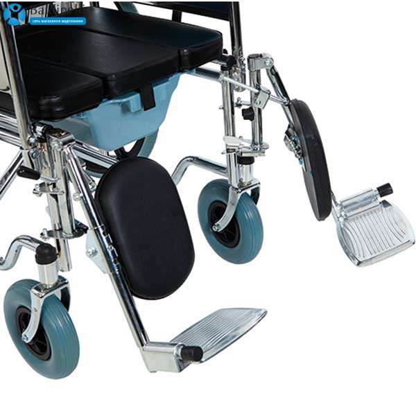 Многофункциональная инвалидная коляска с санитарным оснащением Golfi-4